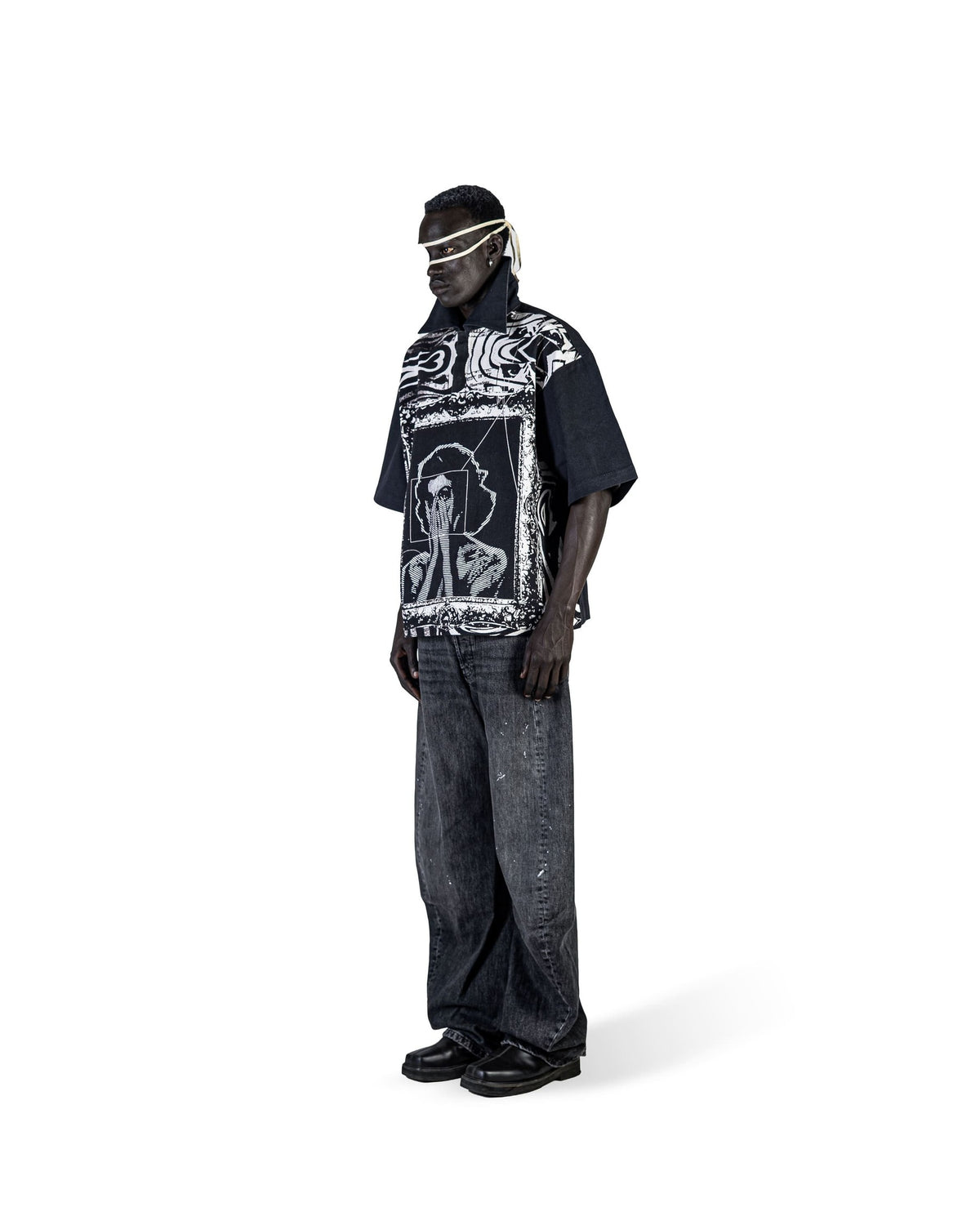 MONOLITH PORTRAIT SHIRT