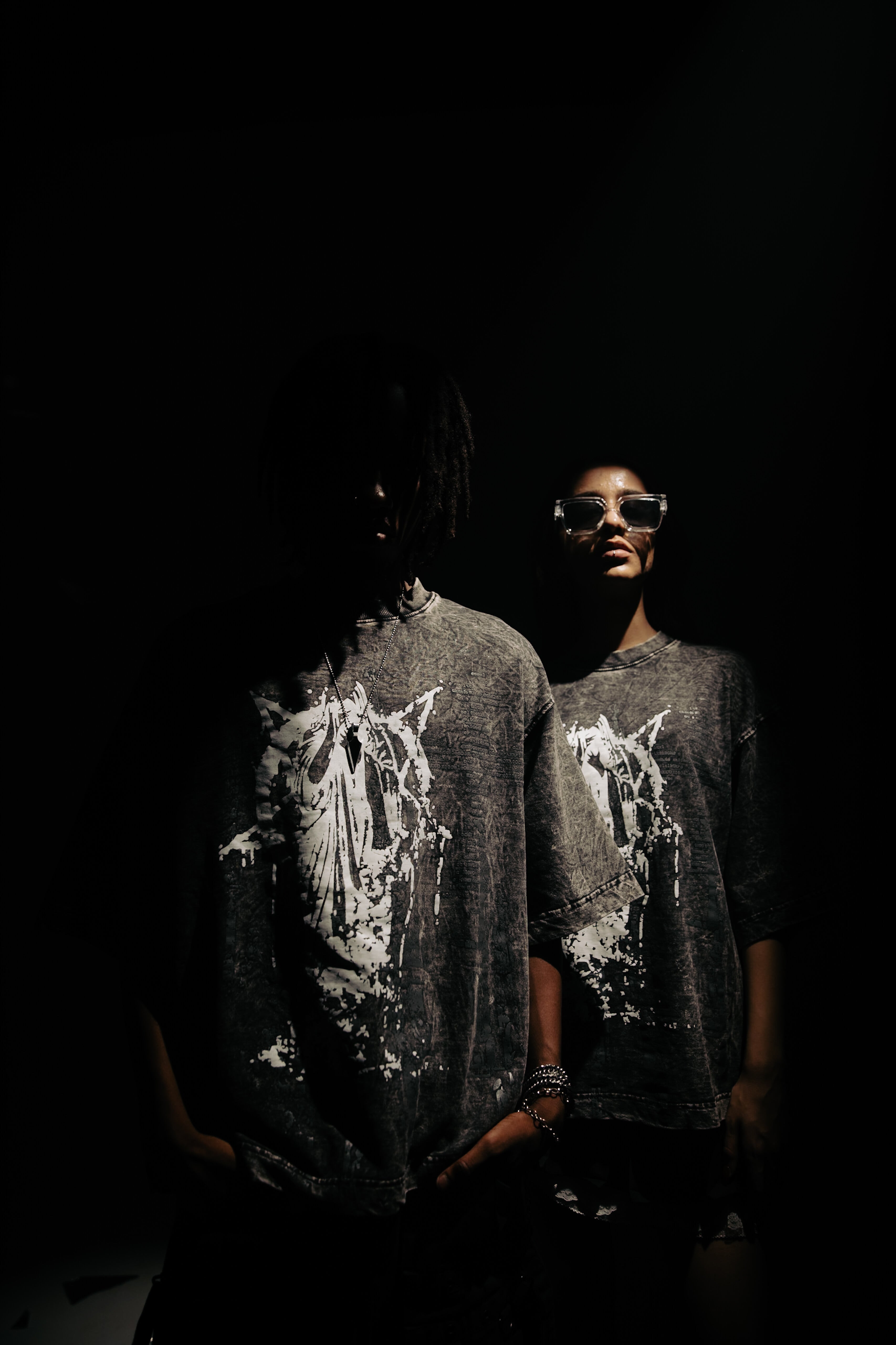 240 gsm charcoal black grunge graphic t-shirt in oversized fit, designed for modern streetwear looks